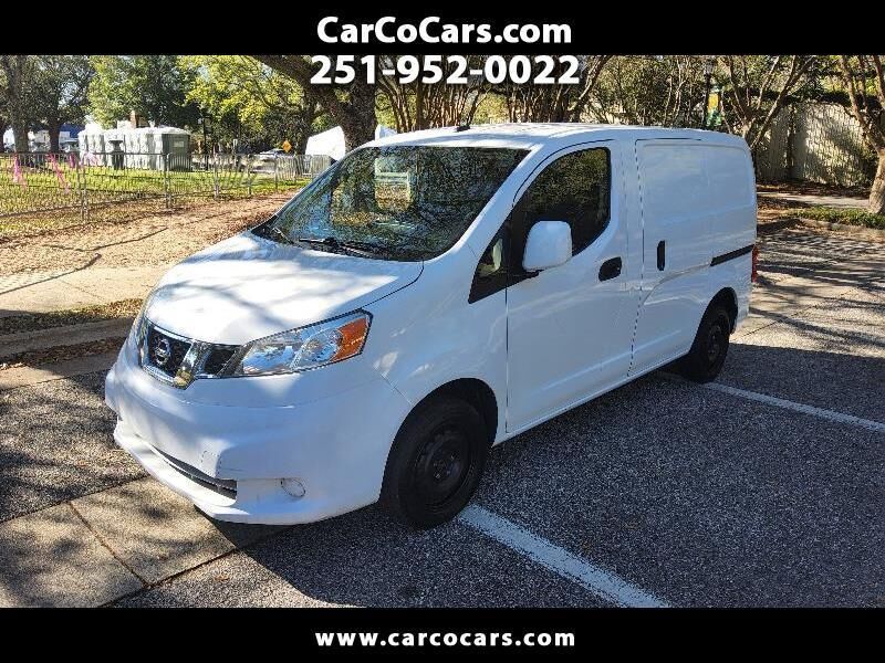 2020 NISSAN NV200