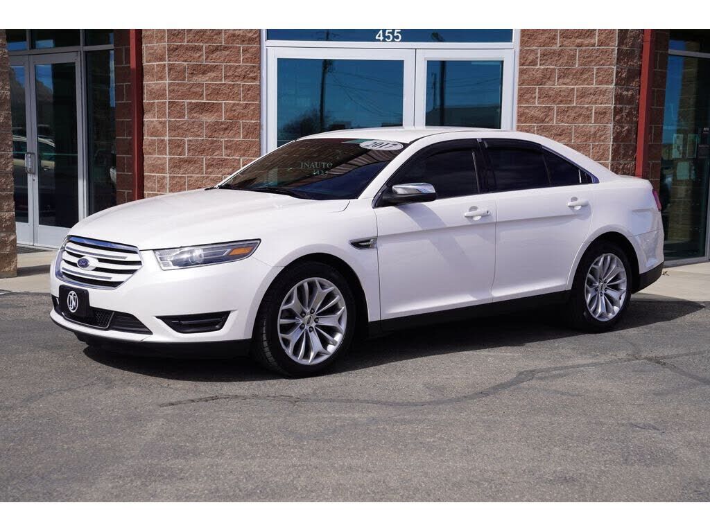 2017 FORD Taurus