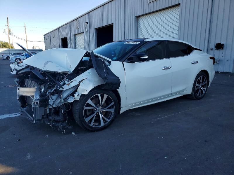 Nissan Maxima