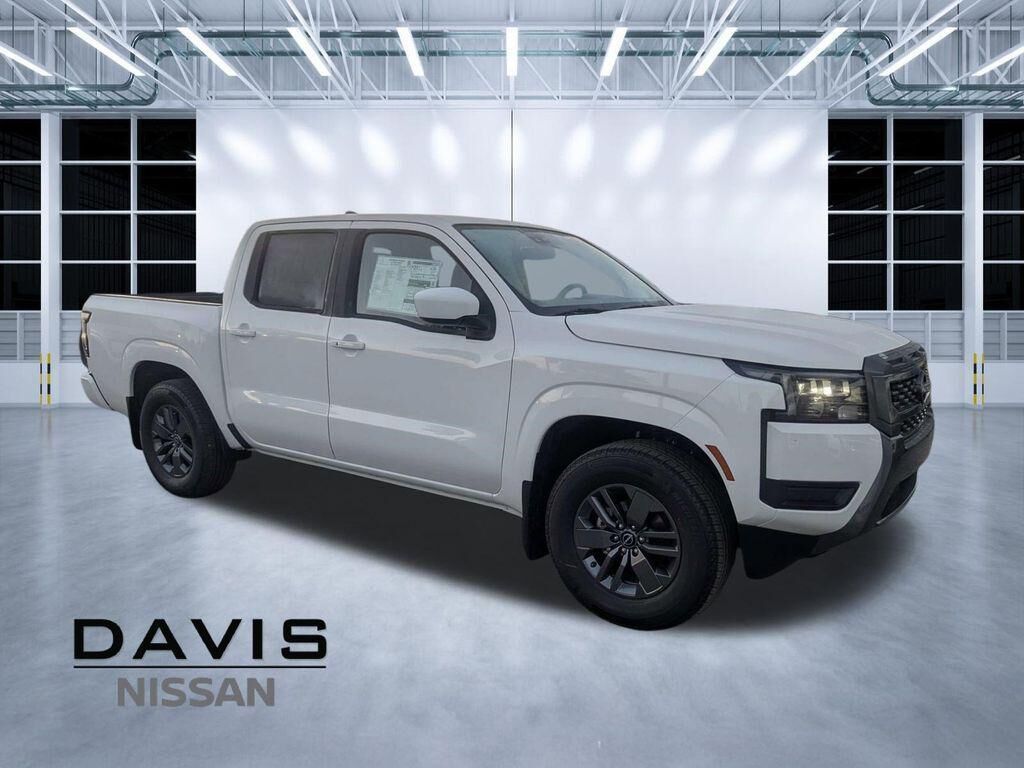 2026 NISSAN Frontier