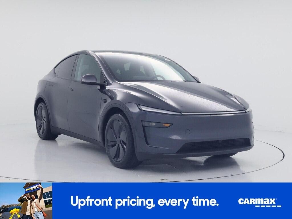 2026 TESLA Model Y