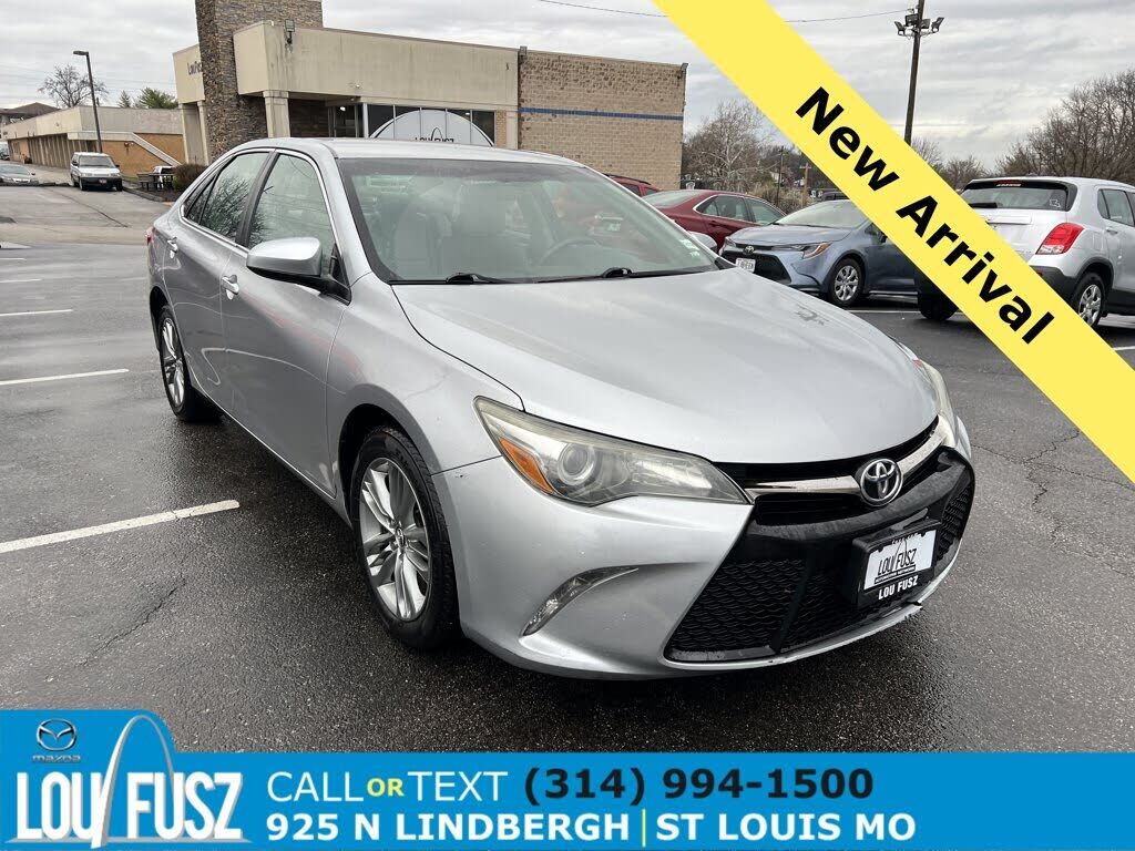 2015 TOYOTA Camry