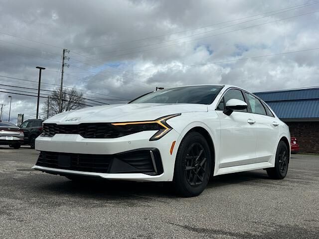 2025 KIA K5