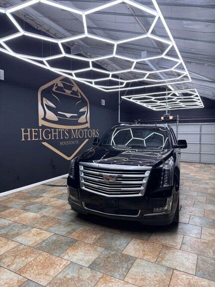 2018 CADILLAC Escalade ESV