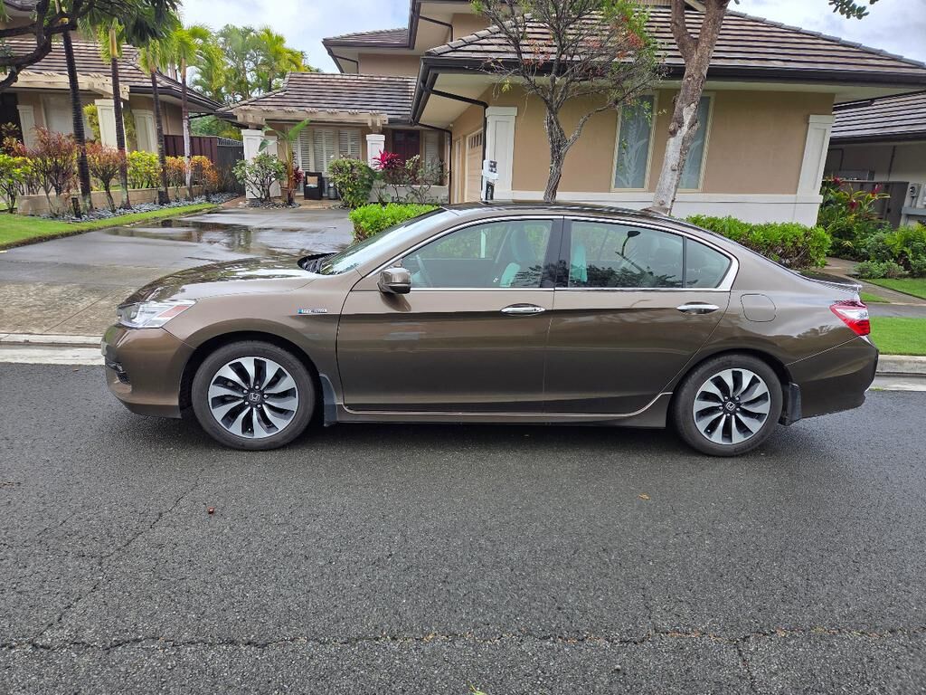 2017 HONDA Accord