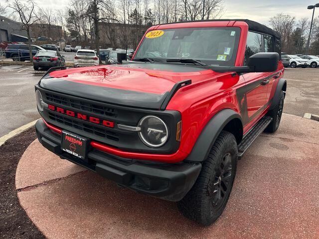 2023 FORD Bronco