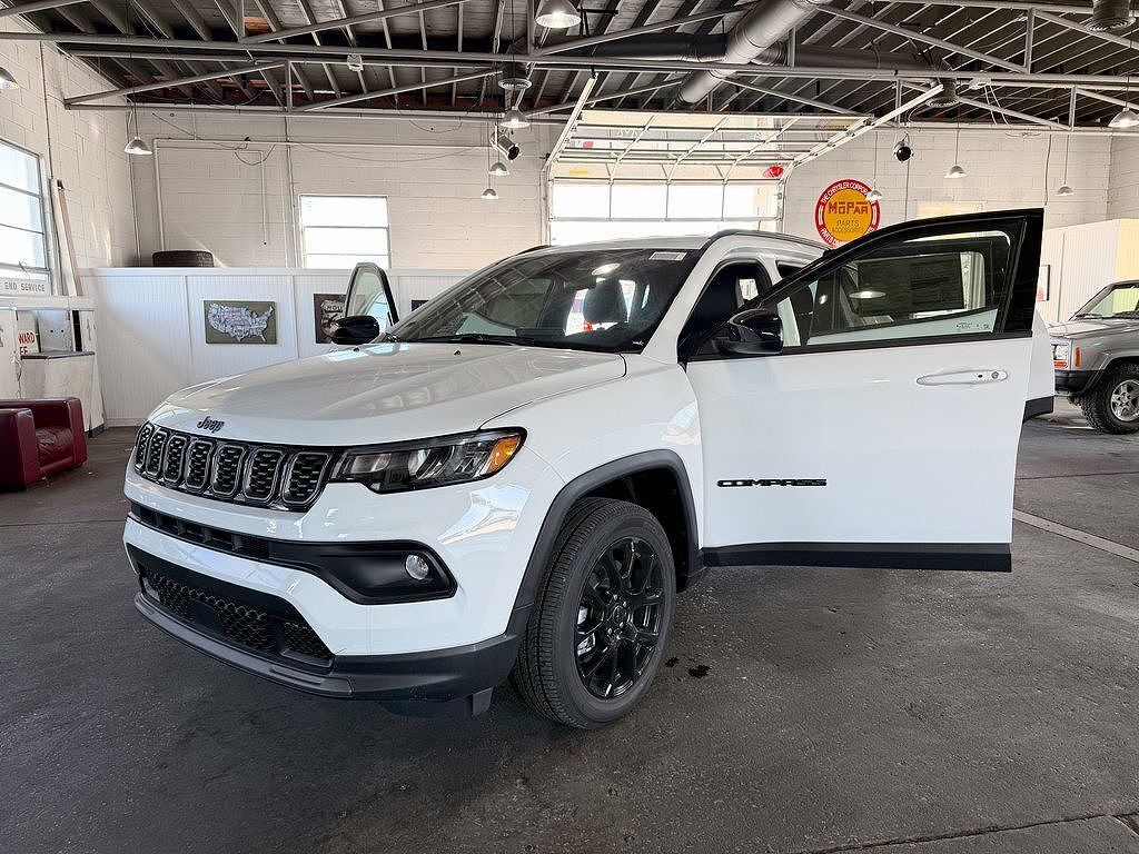 2025 JEEP Compass