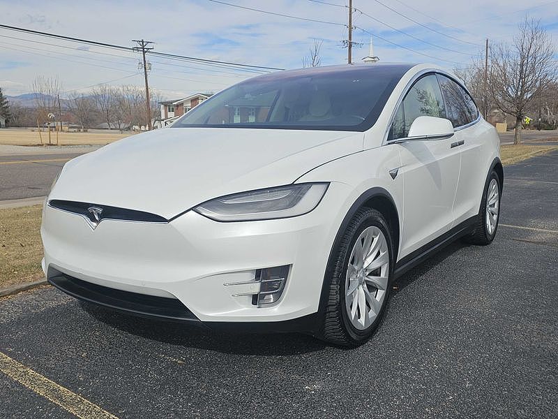 2017 TESLA Model X