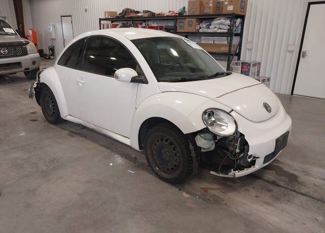 2010 VOLKSWAGEN Beetle