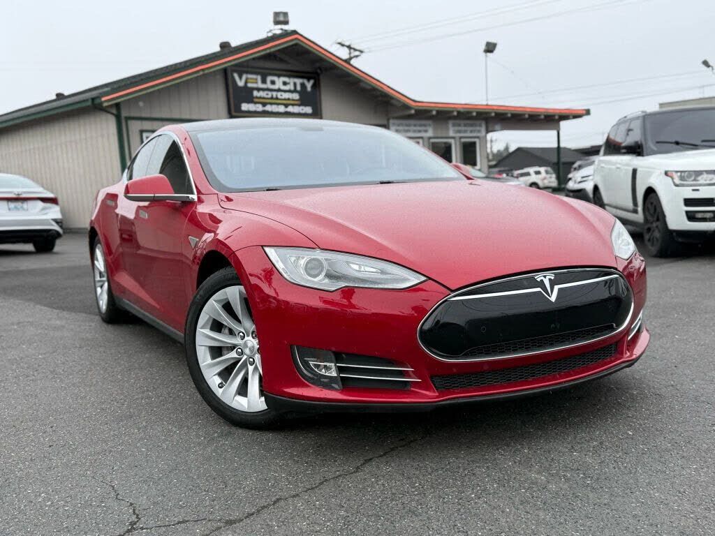 2014 TESLA Model S