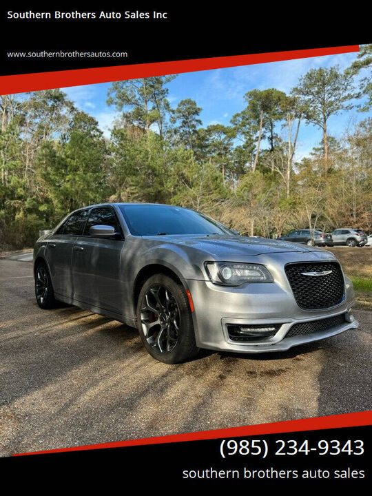 2017 CHRYSLER 300