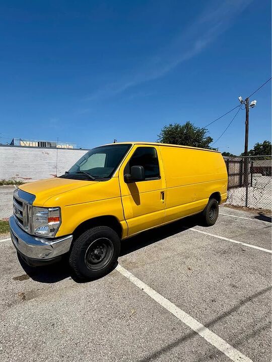 2013 Ford E-250