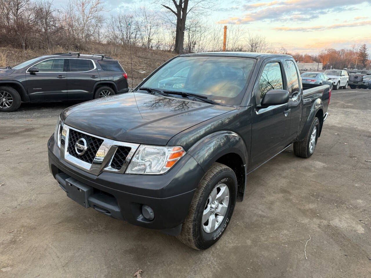 2012 NISSAN Frontier
