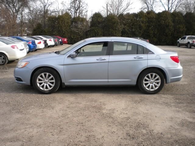 2012 CHRYSLER 200