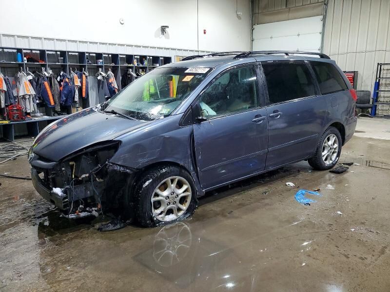 2006 TOYOTA Sienna