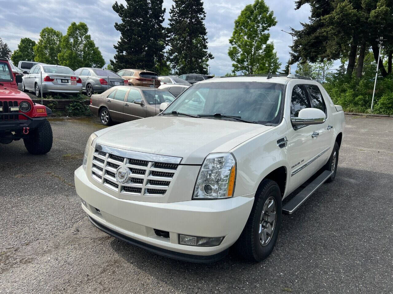 2011 CADILLAC Escalade