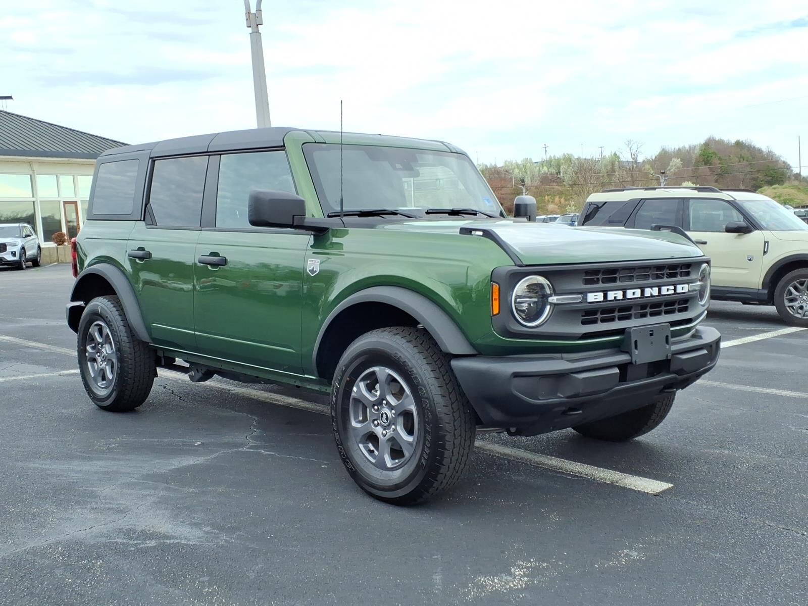 2025 FORD Bronco