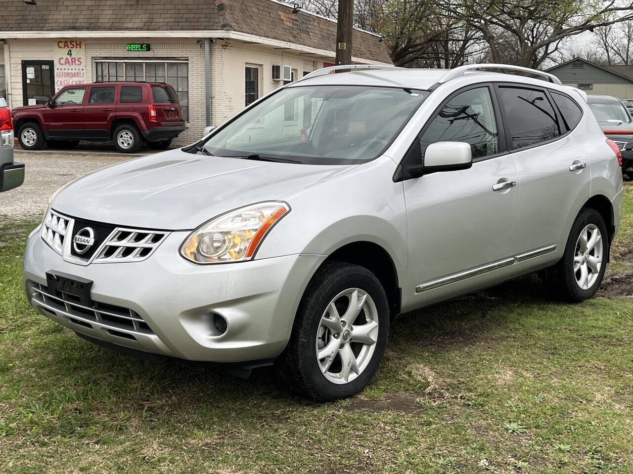 2011 NISSAN Rogue