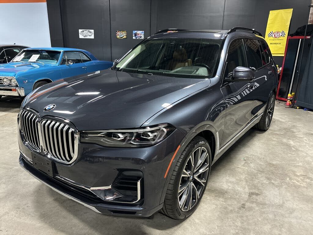 2021 BMW X7