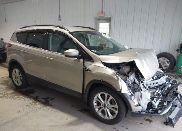 2018 FORD Escape