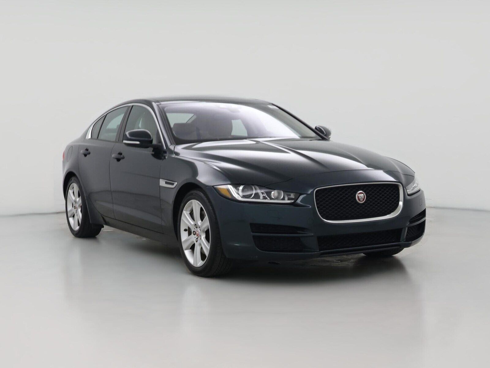 2017 Jaguar XE