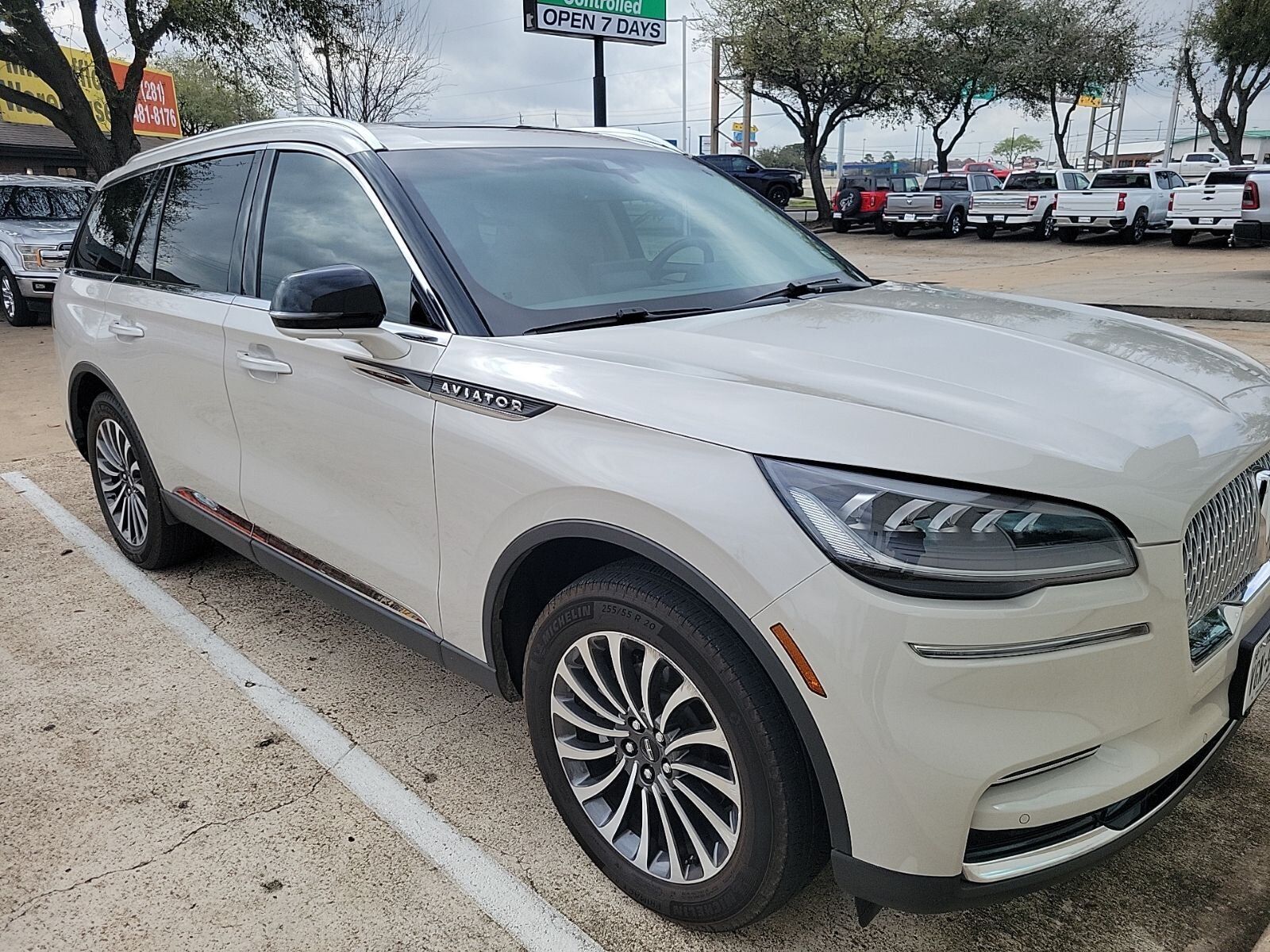 2024 LINCOLN Aviator
