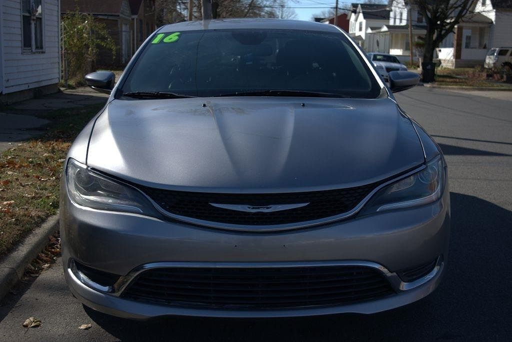 2016 CHRYSLER 200