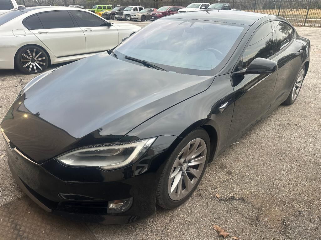 2017 TESLA Model S
