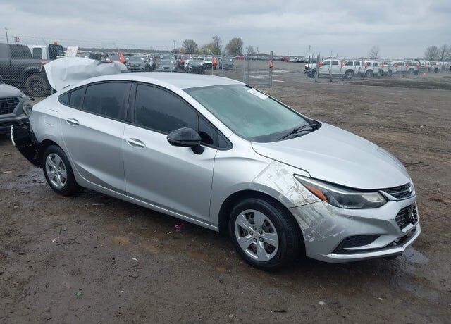 2017 CHEVROLET Cruze