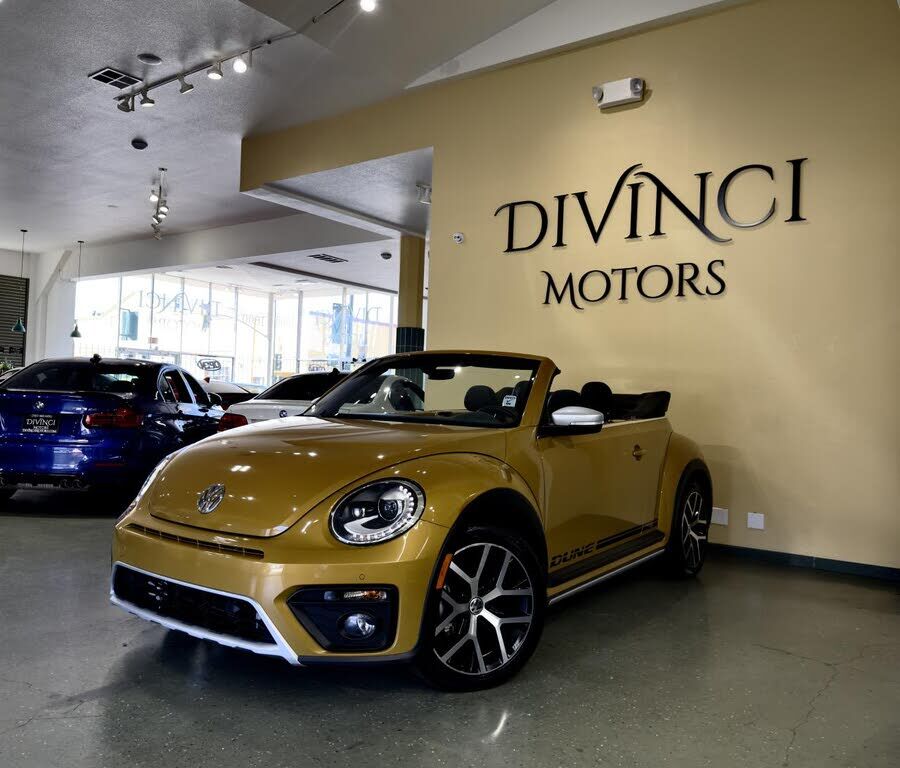 2017 VOLKSWAGEN Beetle