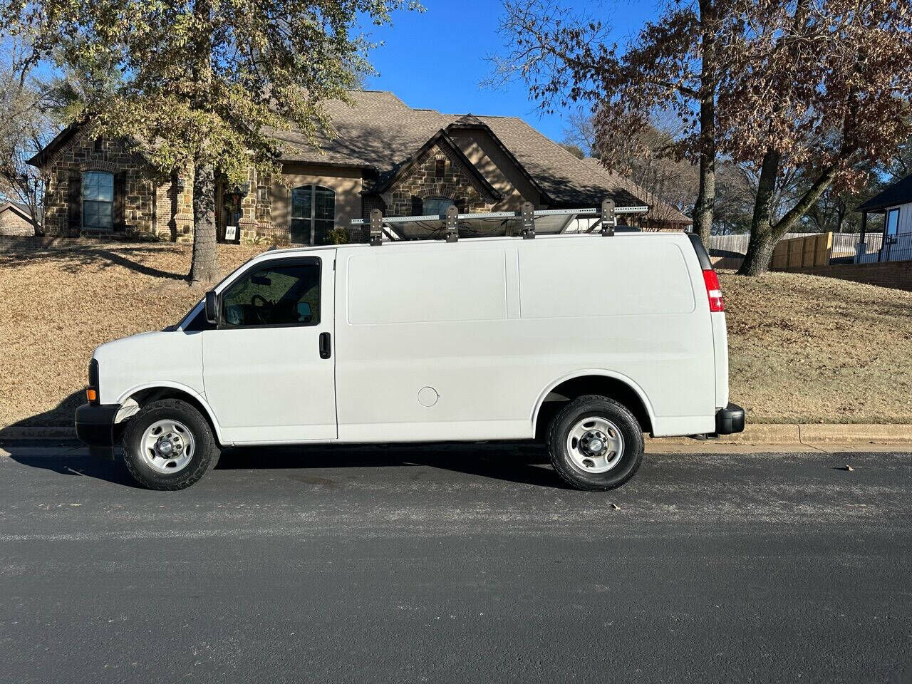 2017 CHEVROLET Express