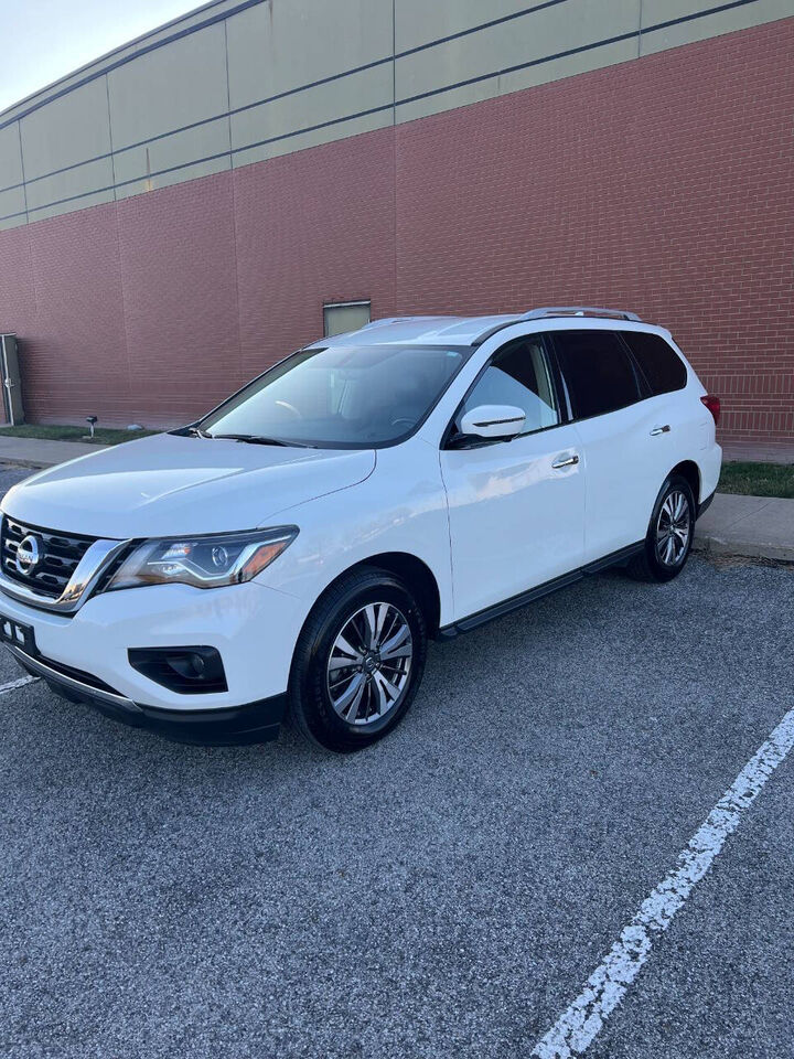 2020 NISSAN Pathfinder
