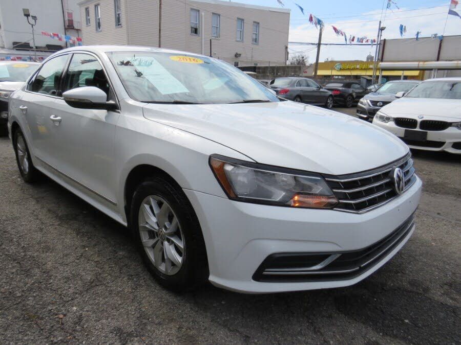 2016 Volkswagen Passat