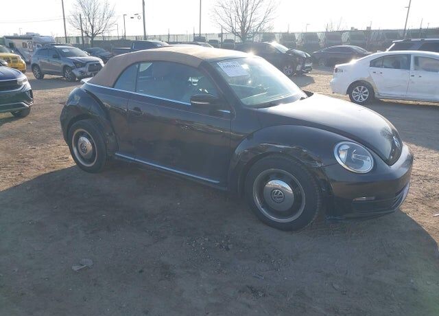 2013 VOLKSWAGEN Beetle