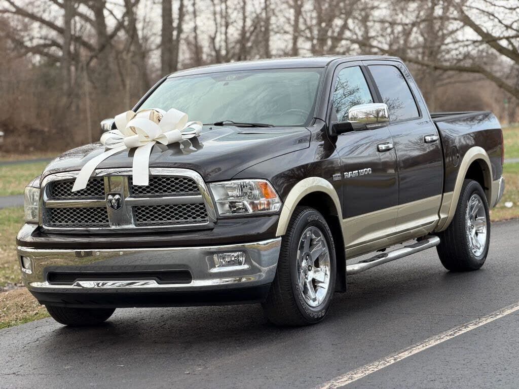 2011 DODGE Ram
