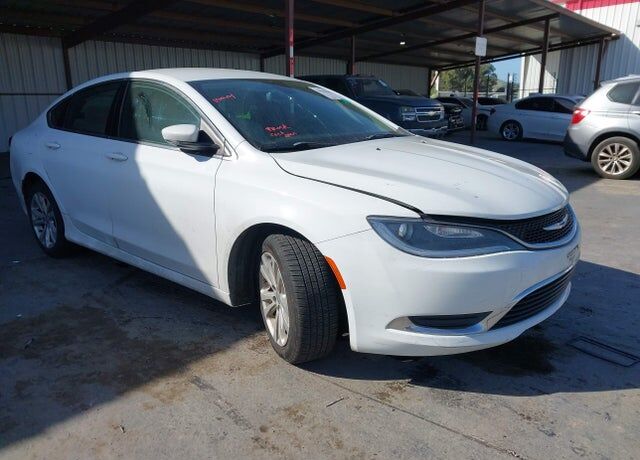 2015 CHRYSLER 200