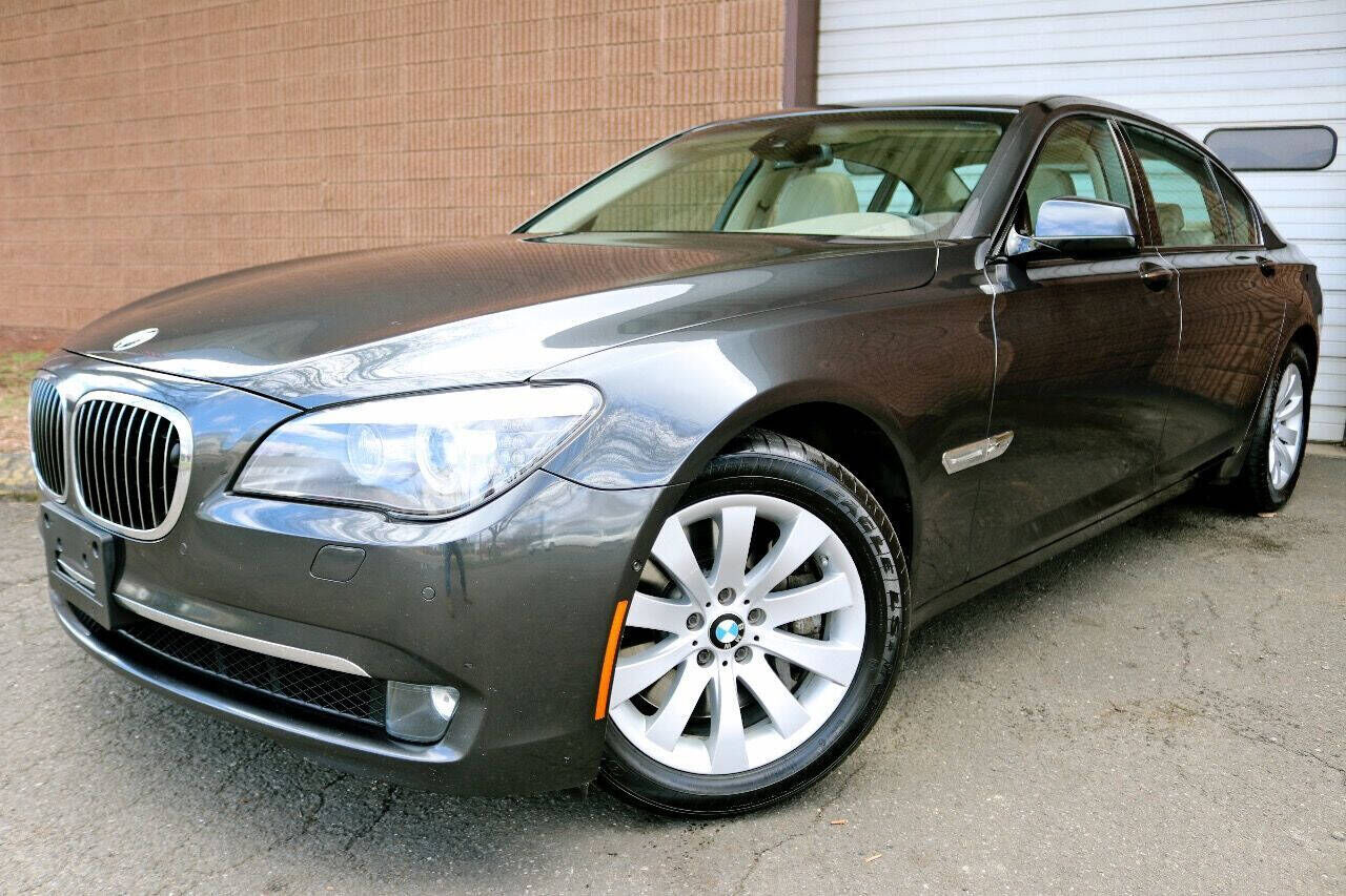 2011 BMW 7 Series