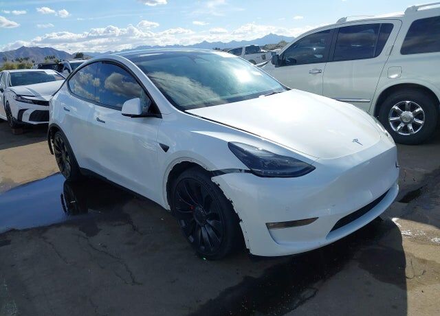 2022 TESLA Model Y