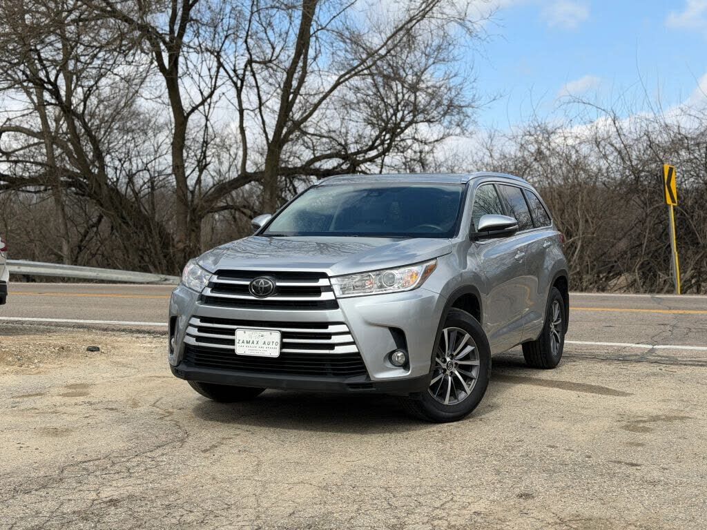 2017 TOYOTA Highlander