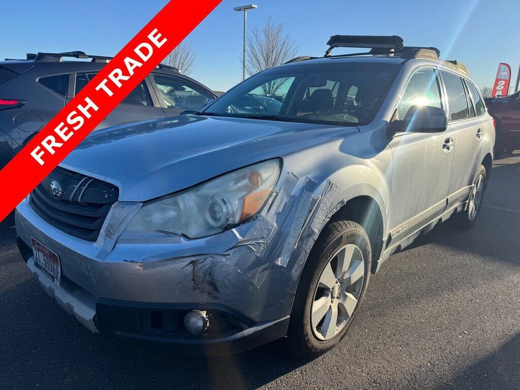 2012 SUBARU Outback