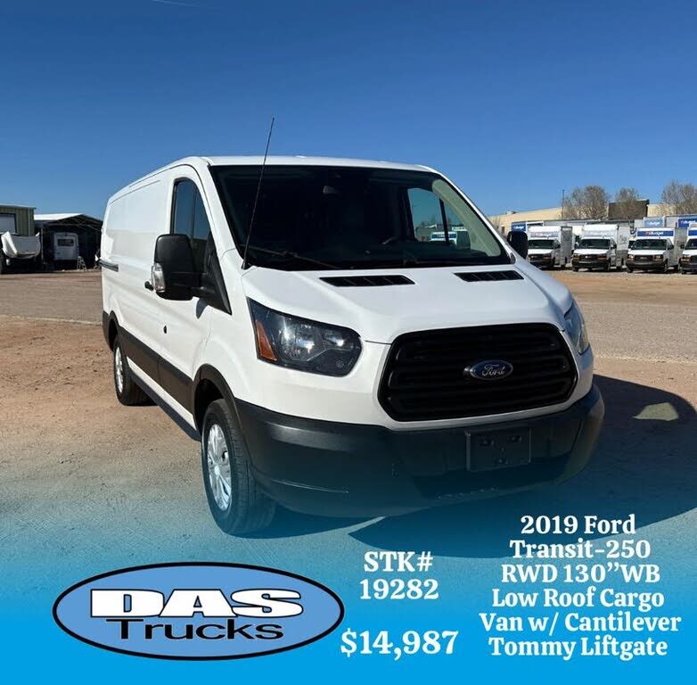 2019 FORD Transit