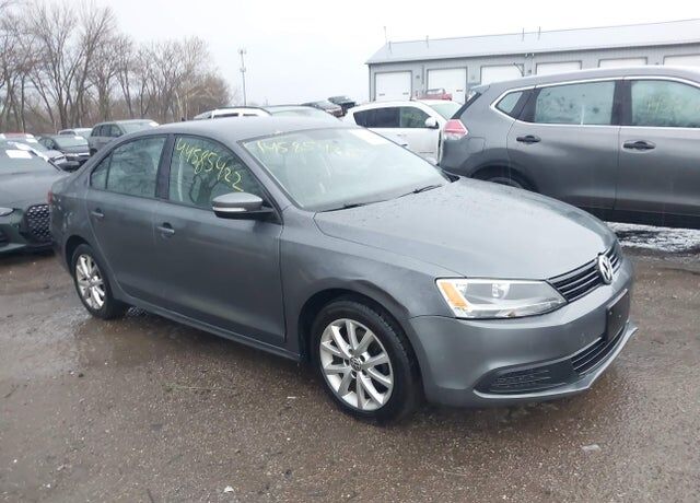 2012 VOLKSWAGEN Jetta