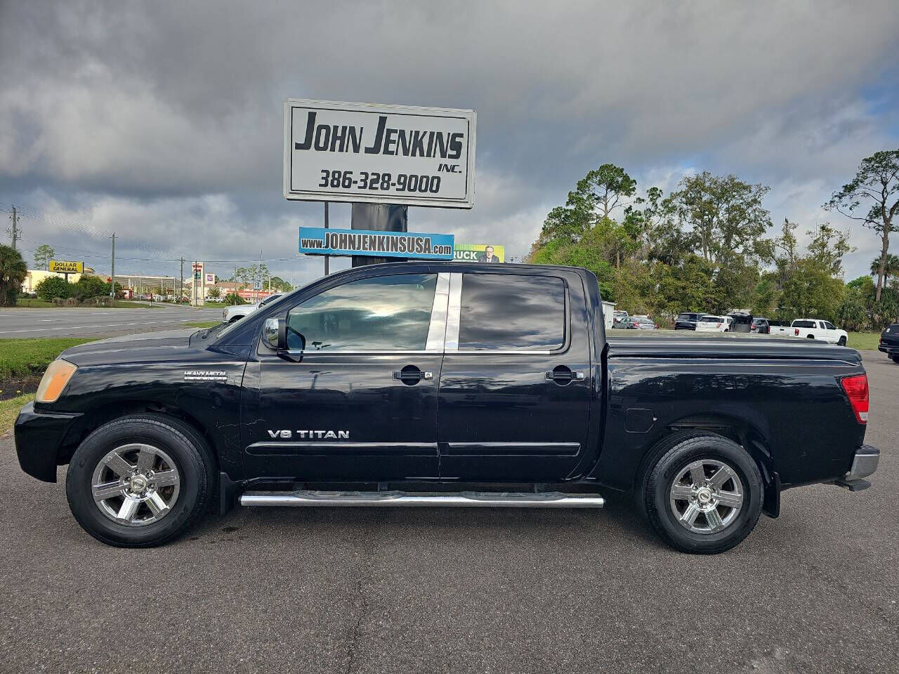 2011 NISSAN Titan