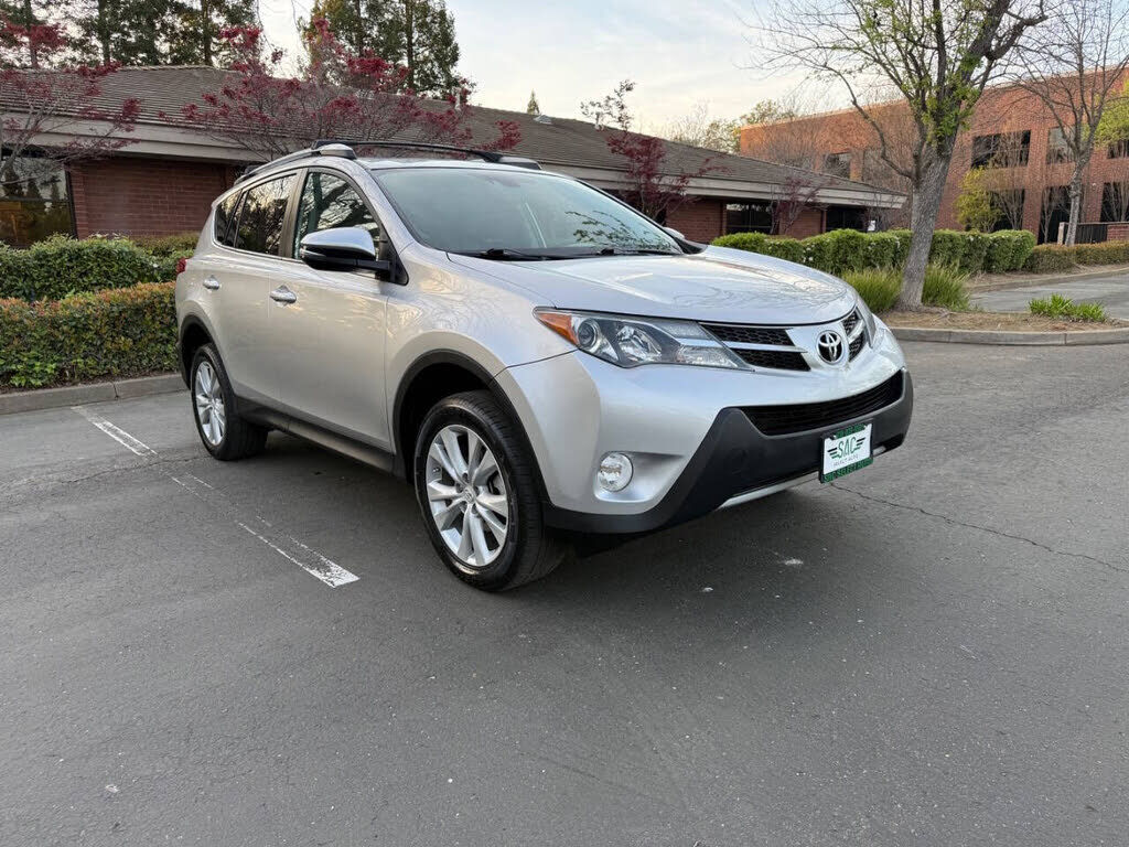 2014 TOYOTA RAV4