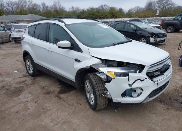 2018 FORD Escape
