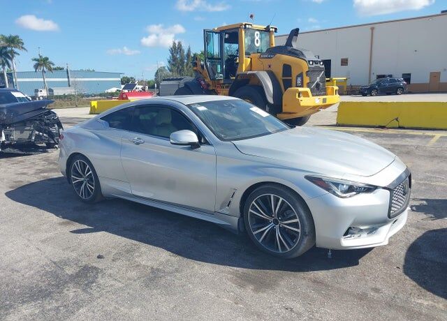 2020 INFINITI Q60