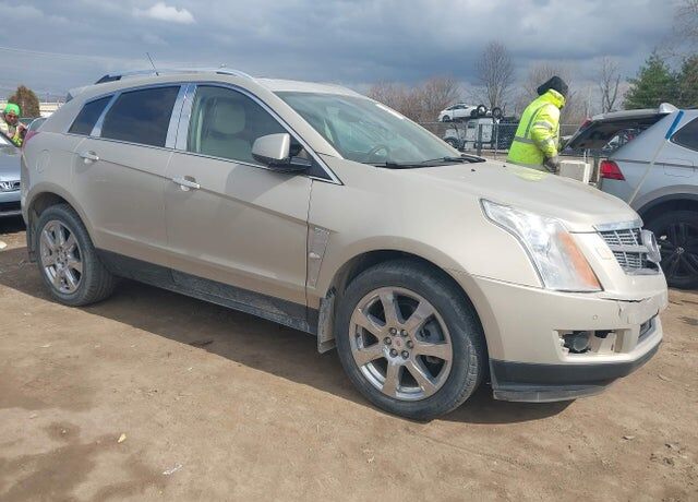 2010 CADILLAC SRX
