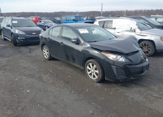 2010 MAZDA Mazda3