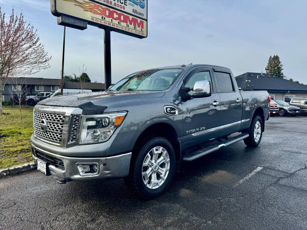 2016 NISSAN Titan