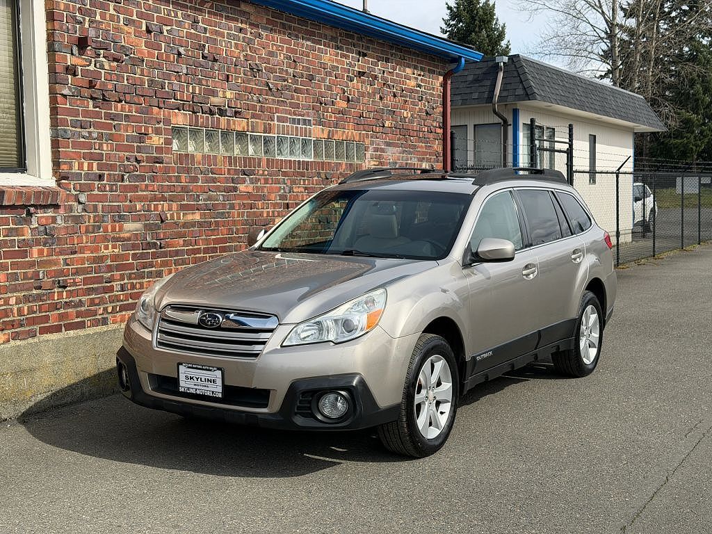 2014 SUBARU Outback